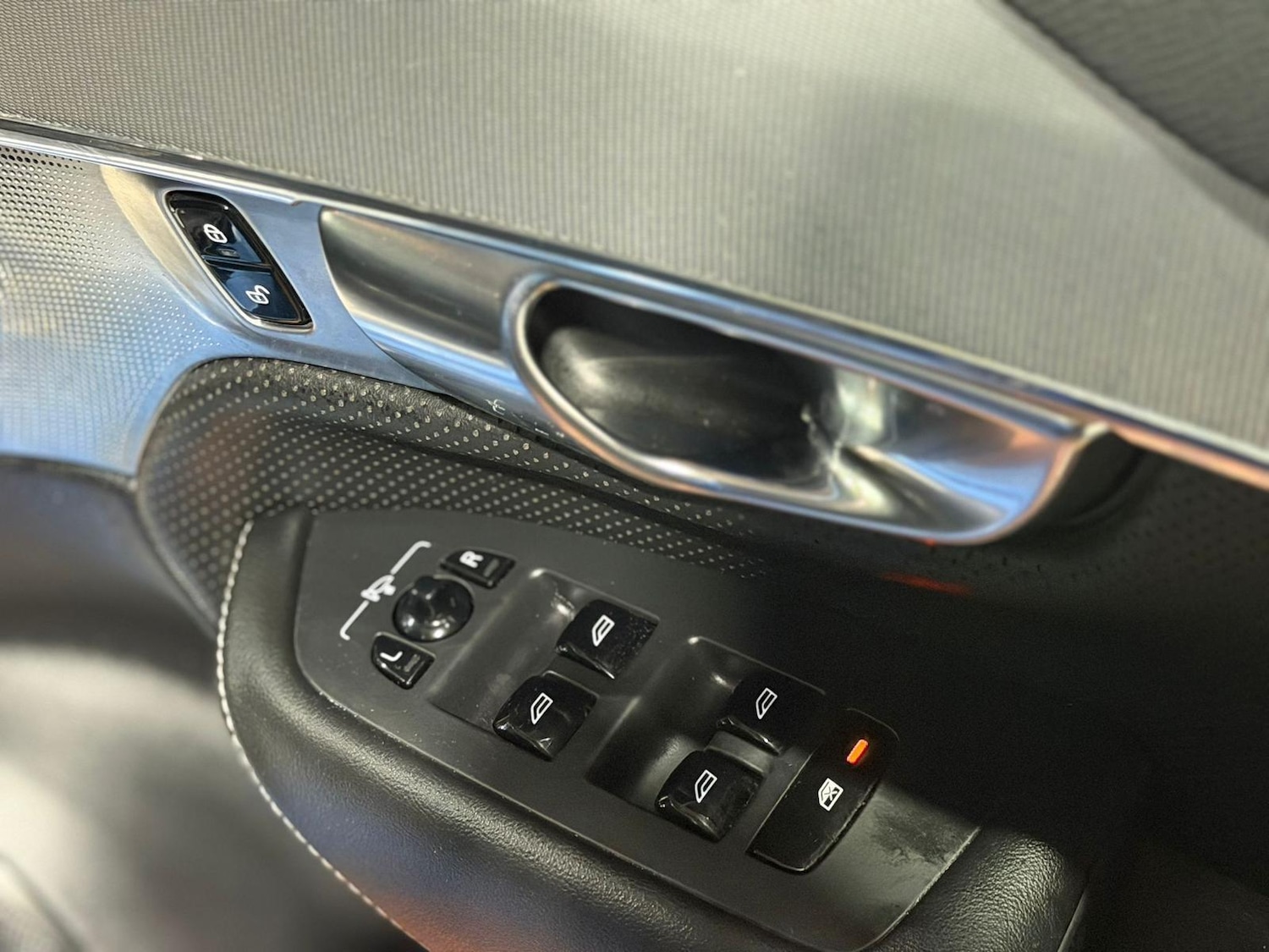 Used Volvo XC90 for sale - 77769398: Photo 23