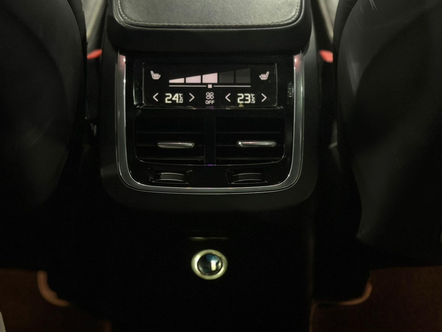 Used Volvo XC90 for sale - 77769398: Photo 54