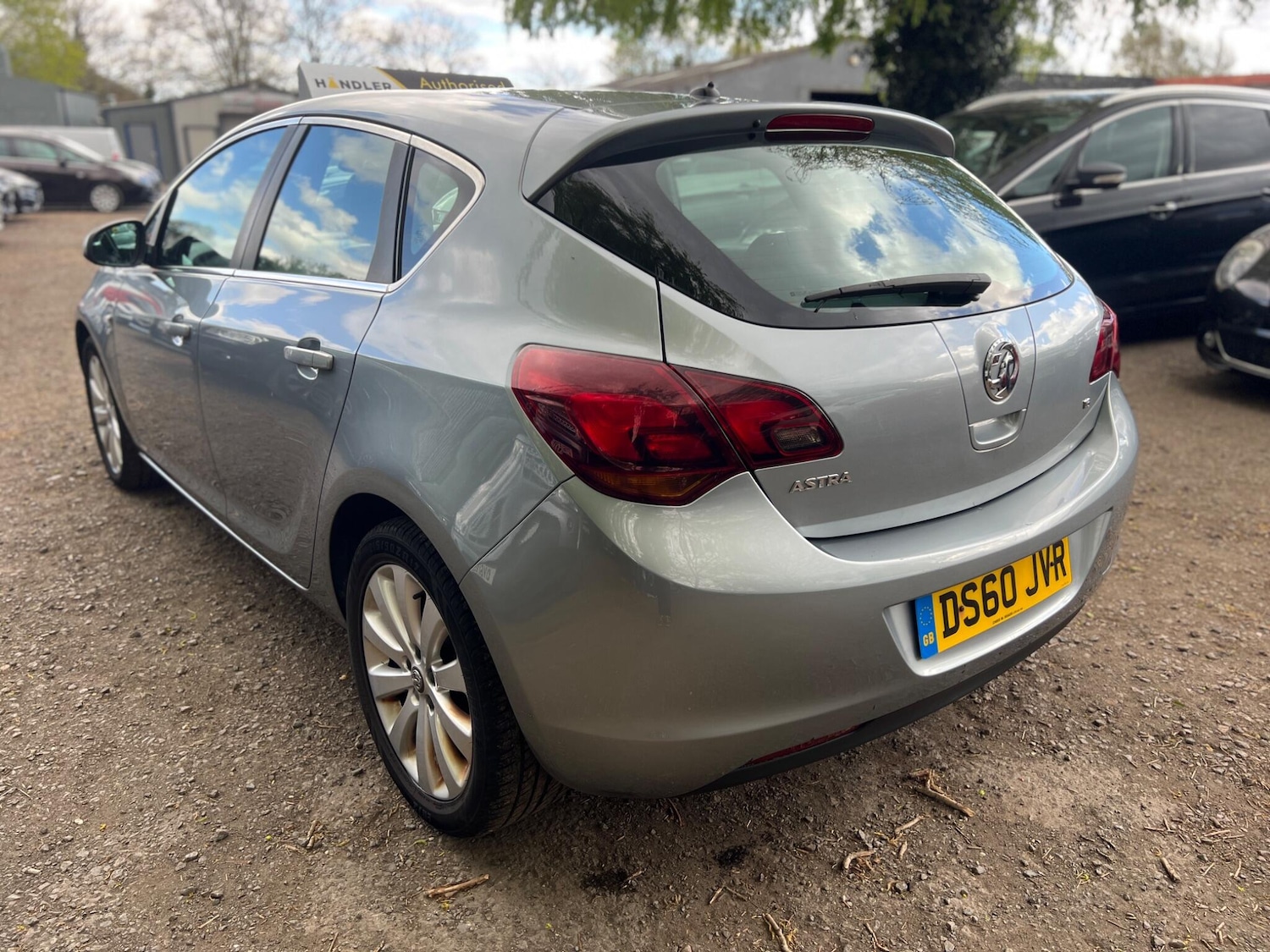 Used Vauxhall Astra for sale - 78214778: Photo 4