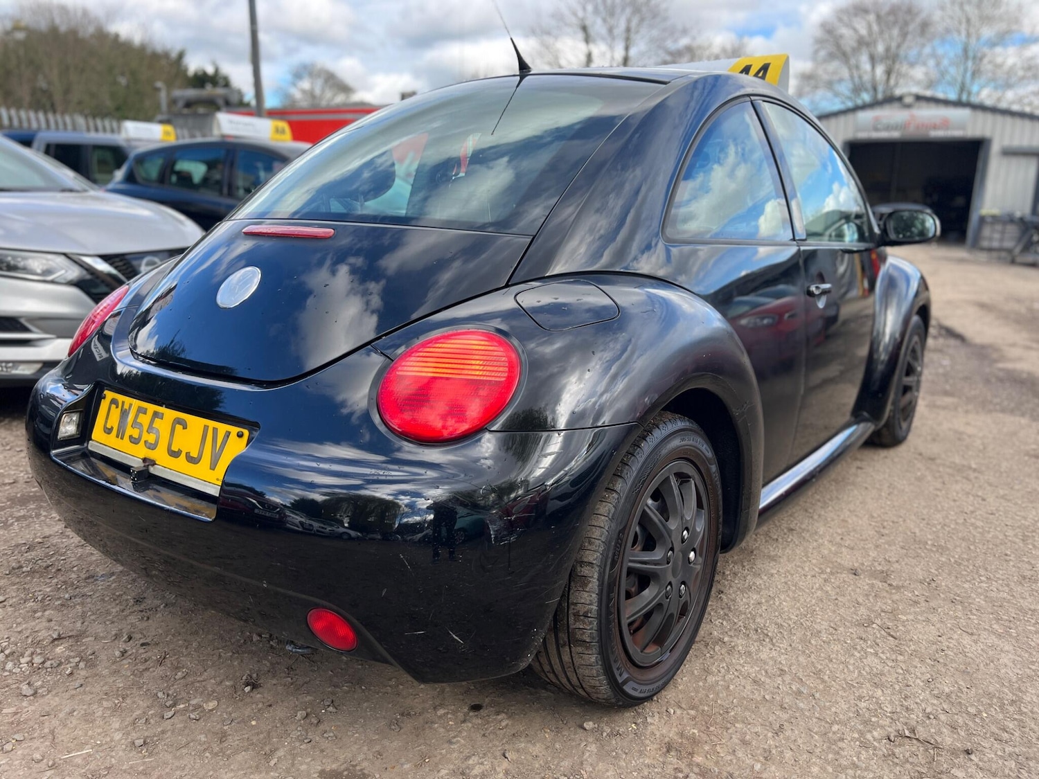 Used Volkswagen Beetle 2005 for sale - 77824372: Photo 12