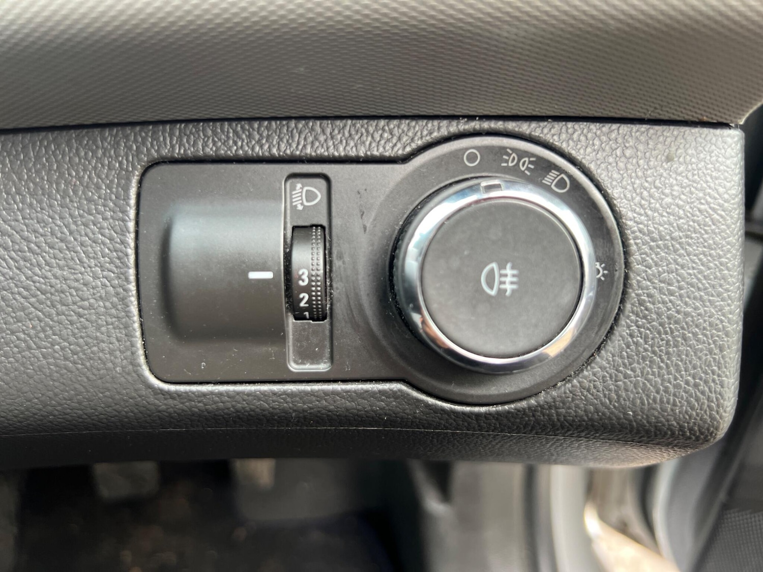 Used Chevrolet Aveo 2012 for sale - 77705448: Photo 24