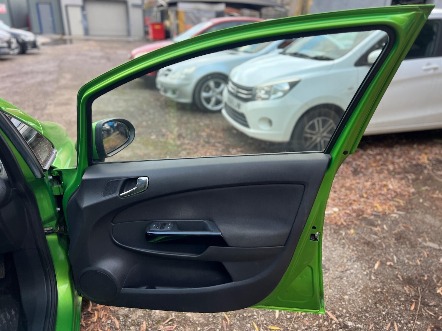 Used Vauxhall Corsa 2011 for sale - 76658612: Photo 15