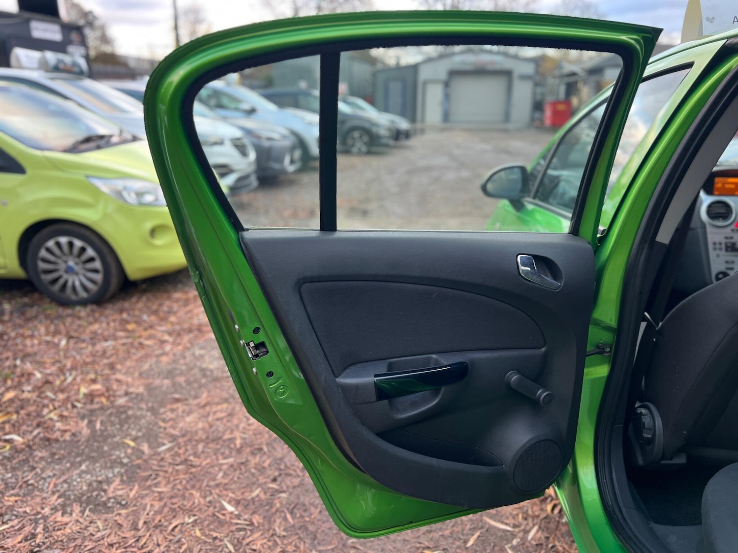 Used Vauxhall Corsa 2011 for sale - 76658612: Photo 18