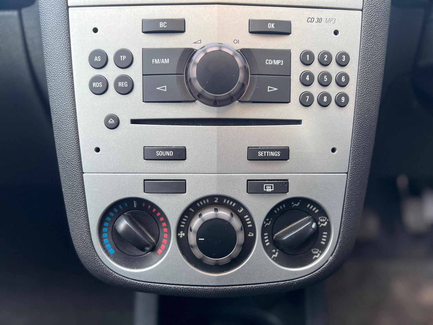 Used Vauxhall Corsa 2011 for sale - 76658612: Photo 30