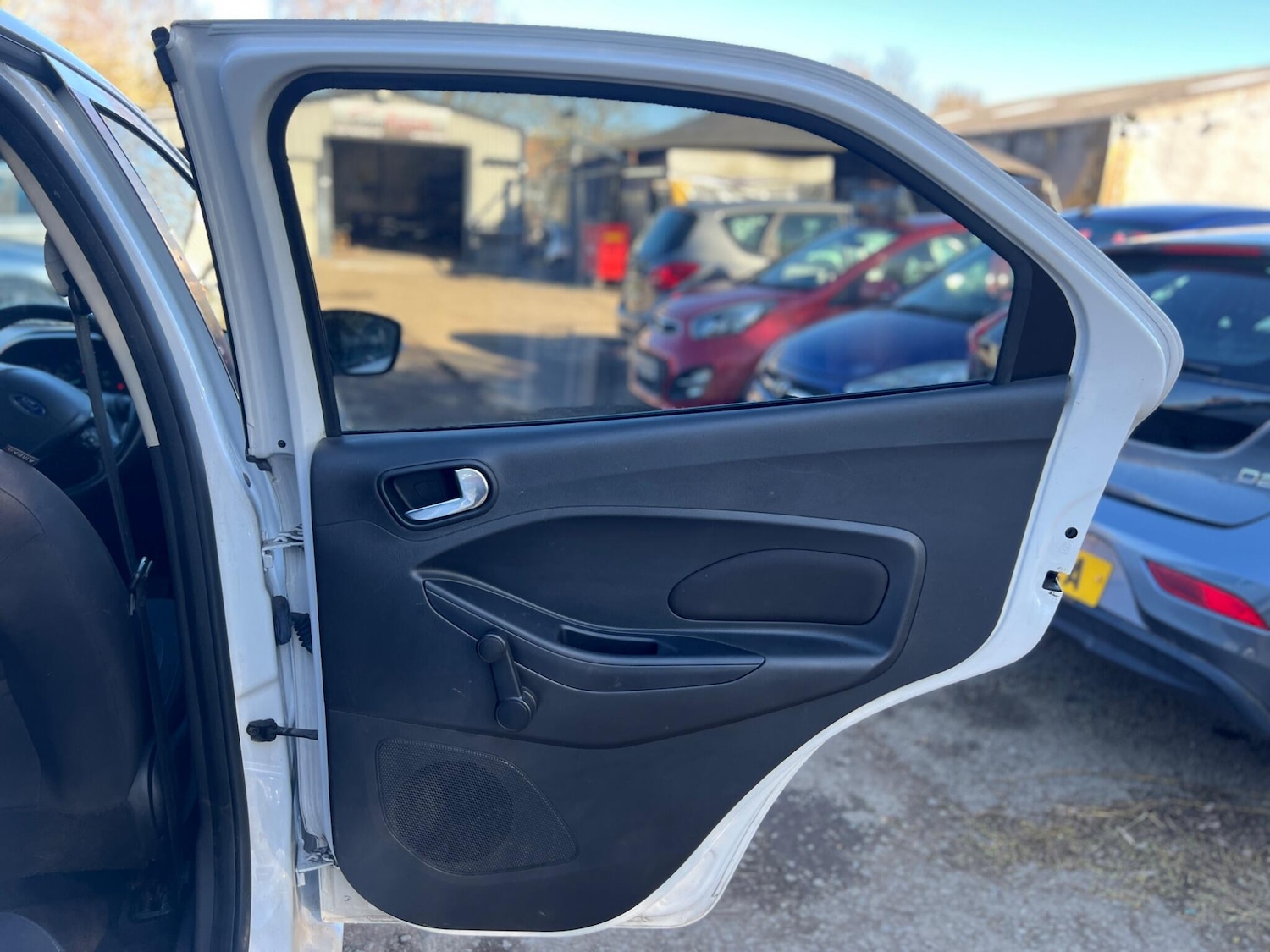 Used Ford Ka+ 2017 for sale - 77957863: Photo 10