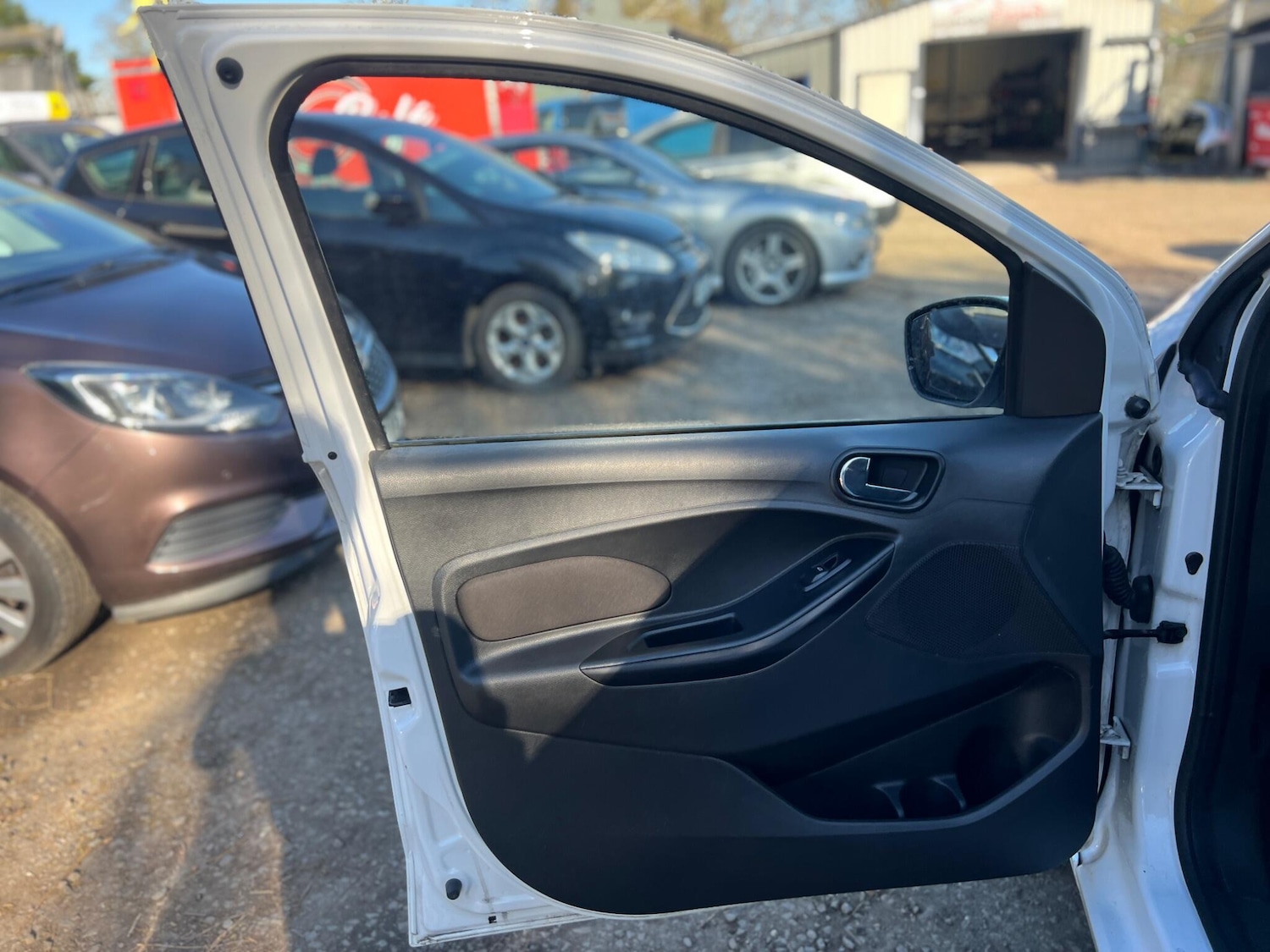 Used Ford Ka+ 2017 for sale - 77957863: Photo 12