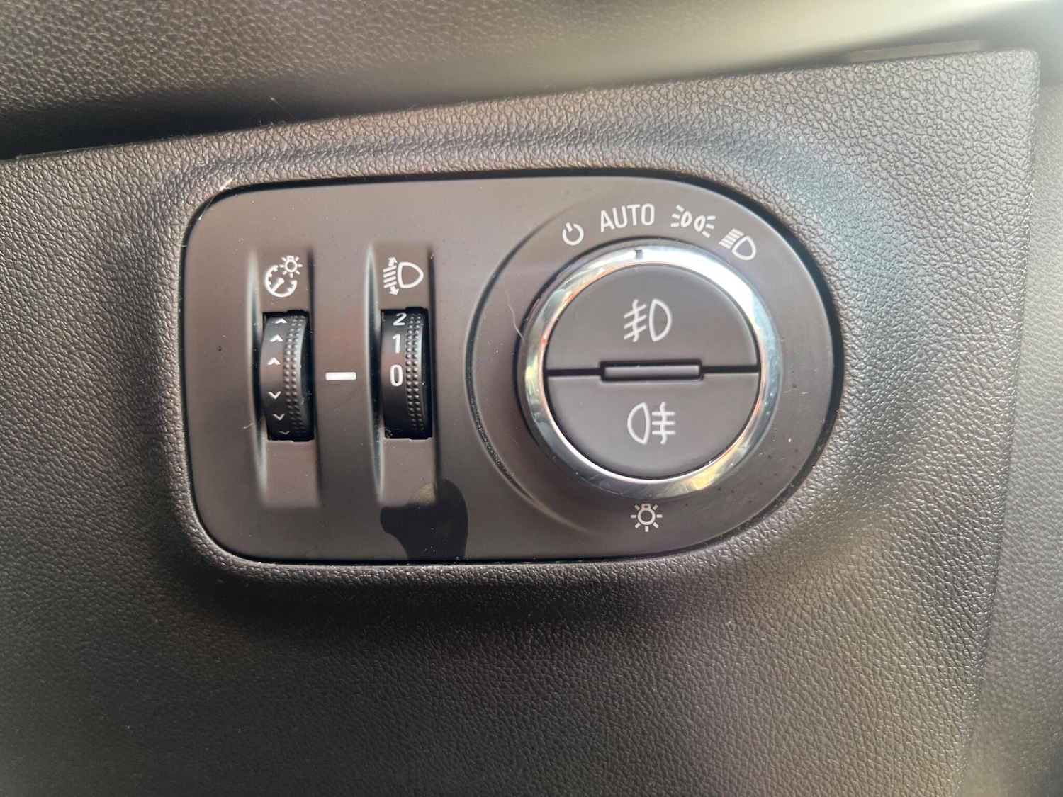 Used Vauxhall Corsa 2017 for sale - 77387436: Photo 23