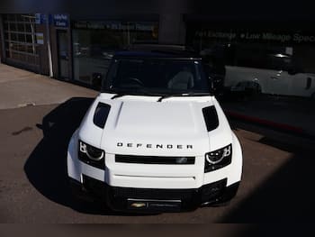 Used Land Rover Defender 90 2025 for sale - 79743090: Photo