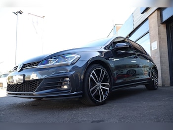 Used Volkswagen Golf 2019 for sale - 78444175: Photo