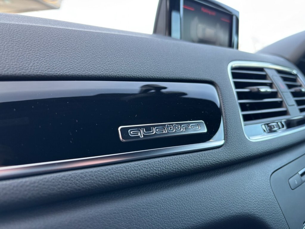 Used Audi Q3 2017 for sale - 77139680: Photo 30