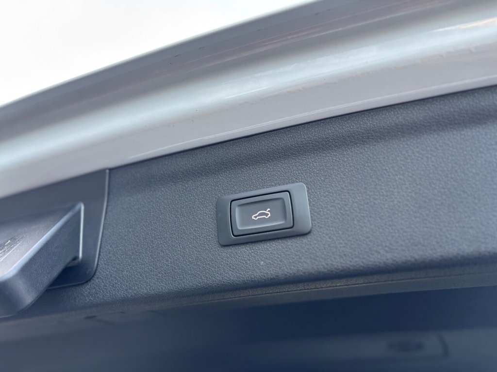 Used Audi Q3 2017 for sale - 77139680: Photo 34