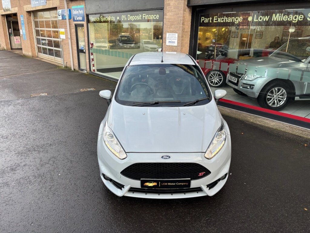 Used Ford Fiesta 2016 for sale - 76923768: Photo 4