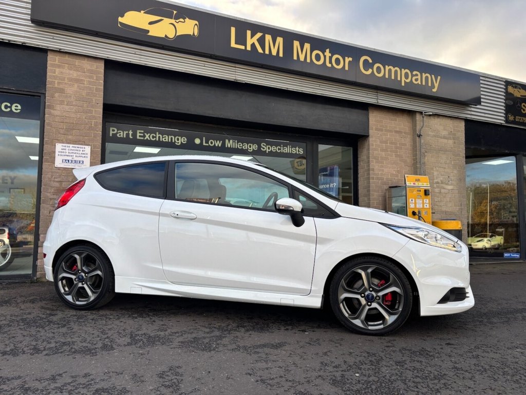 Used Ford Fiesta 2015 for sale - 76375949: Photo 10