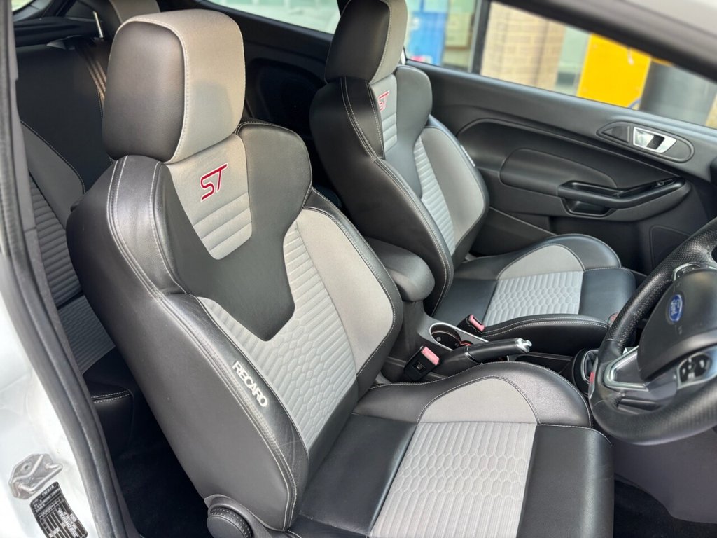 Used Ford Fiesta 2015 for sale - 76375949: Photo 20