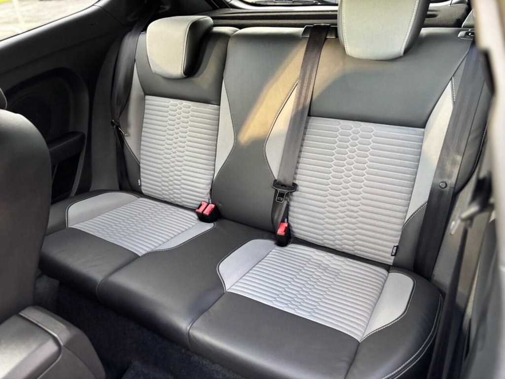 Used Ford Fiesta 2015 for sale - 76375949: Photo 24