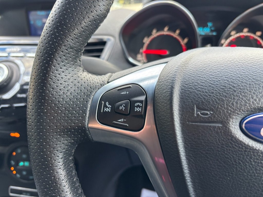 Used Ford Fiesta 2015 for sale - 76375949: Photo 29