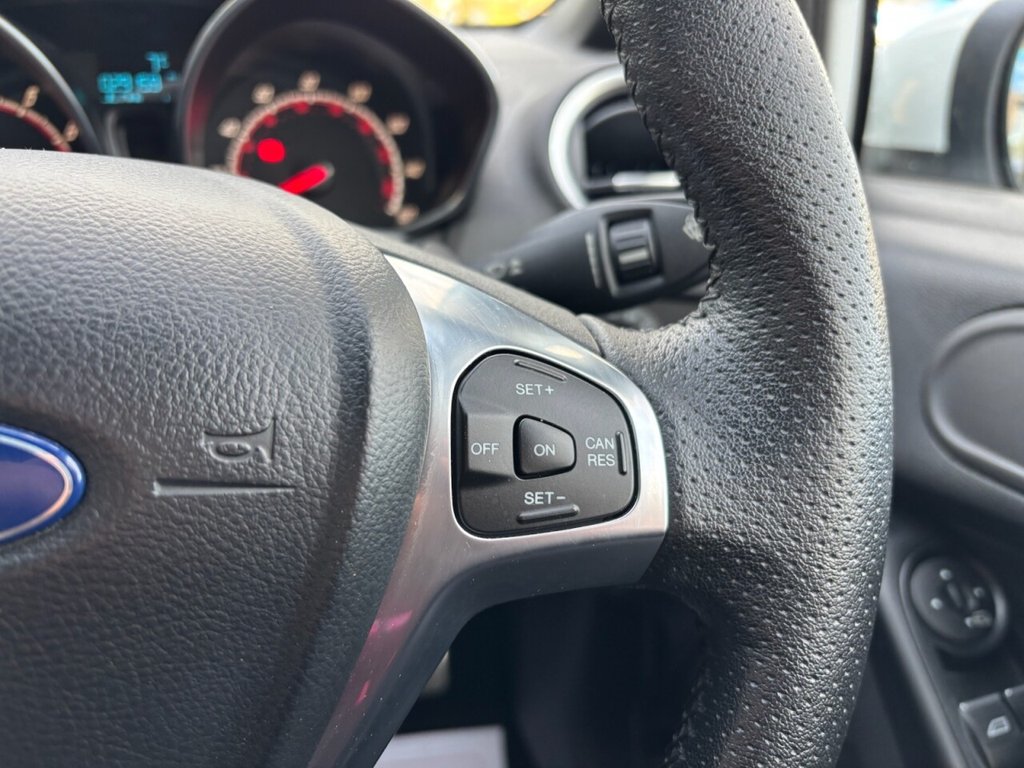 Used Ford Fiesta 2015 for sale - 76375949: Photo 30