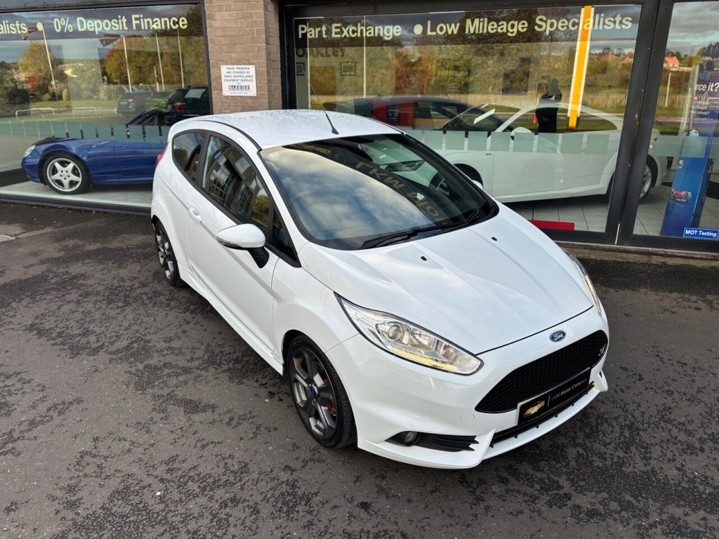 Used Ford Fiesta 2015 for sale - 76375949: Photo 6