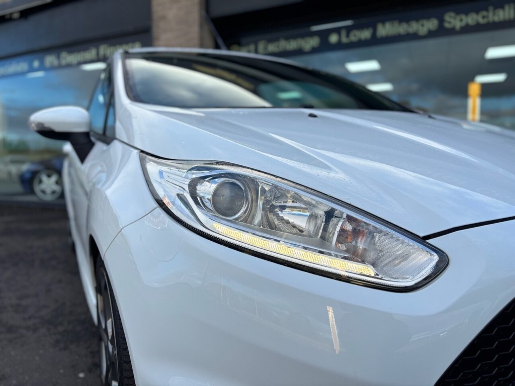 Used Ford Fiesta 2015 for sale - 76375949: Photo 7