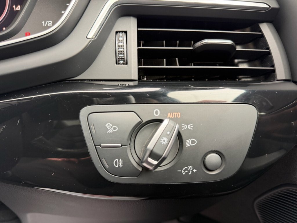 Used Audi A4 2019 for sale - 77680256: Photo 45