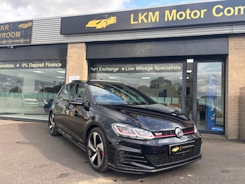 Volkswagen - Golf