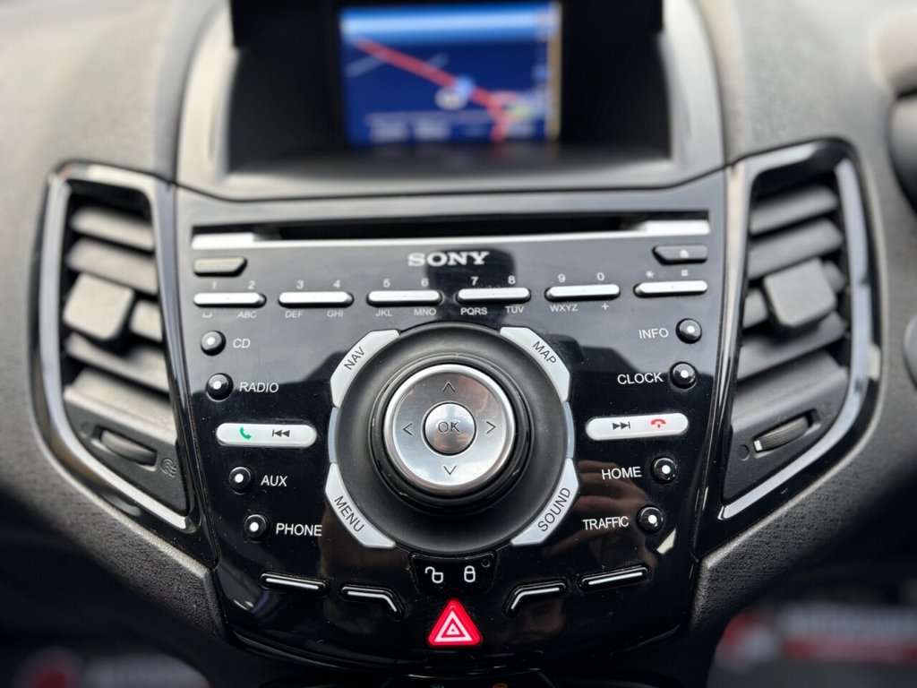 Used Ford Fiesta 2015 for sale - 76454069: Photo 32