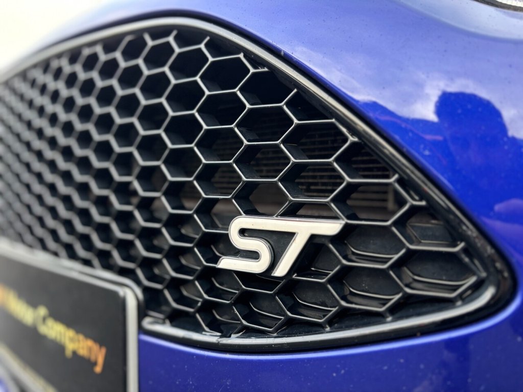 Used Ford Fiesta 2015 for sale - 76454069: Photo 9