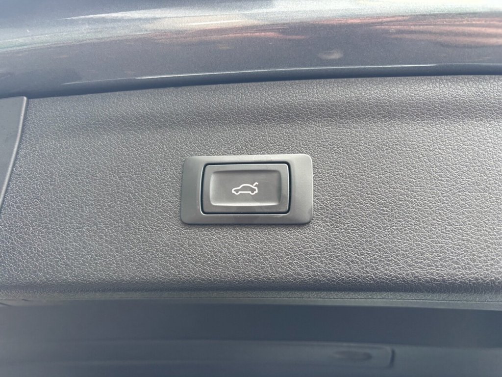 Used Audi Q3 2018 for sale - 76558627: Photo 30