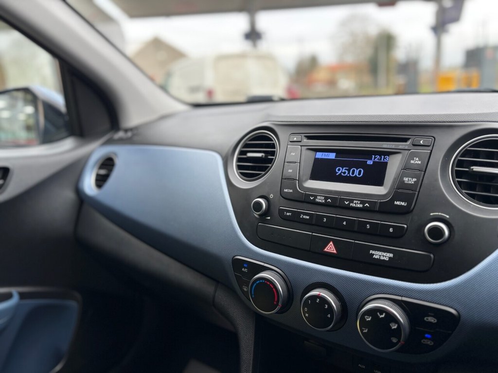 Used Hyundai i10 2016 for sale - 77121754: Photo 36