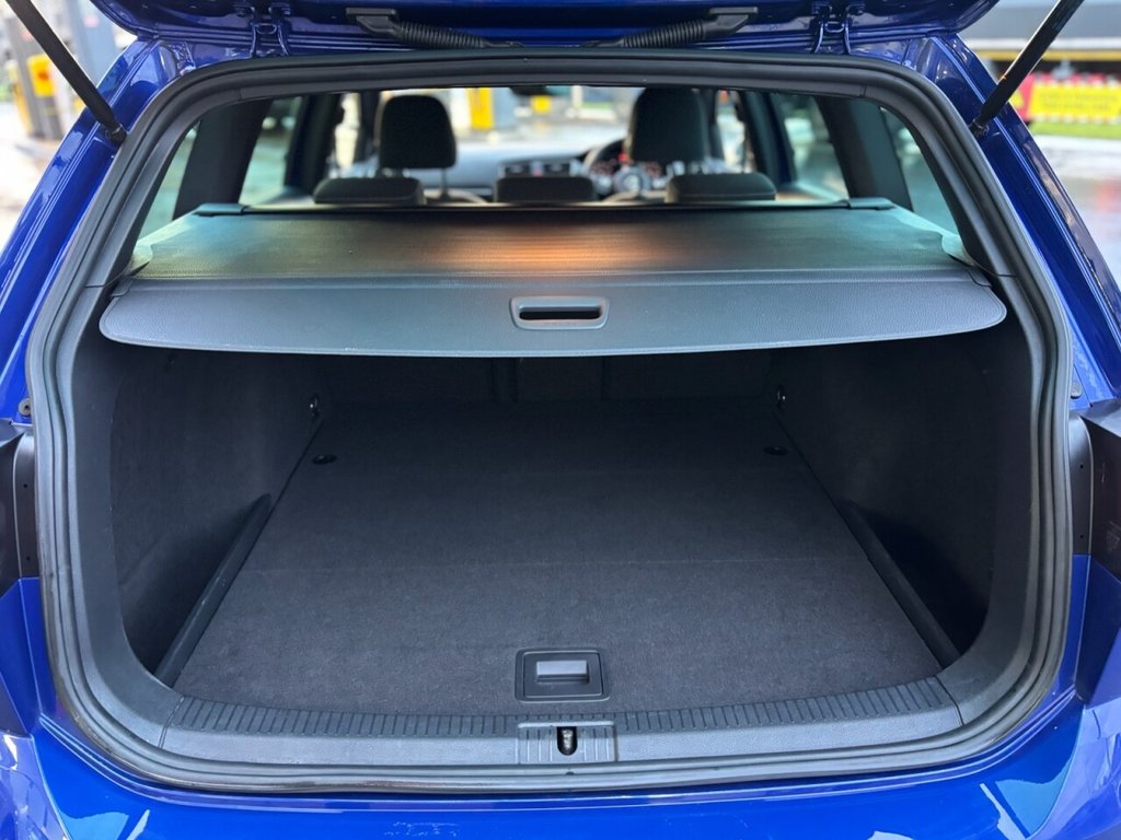 Used Volkswagen Golf 2019 for sale - 76973445: Photo 27