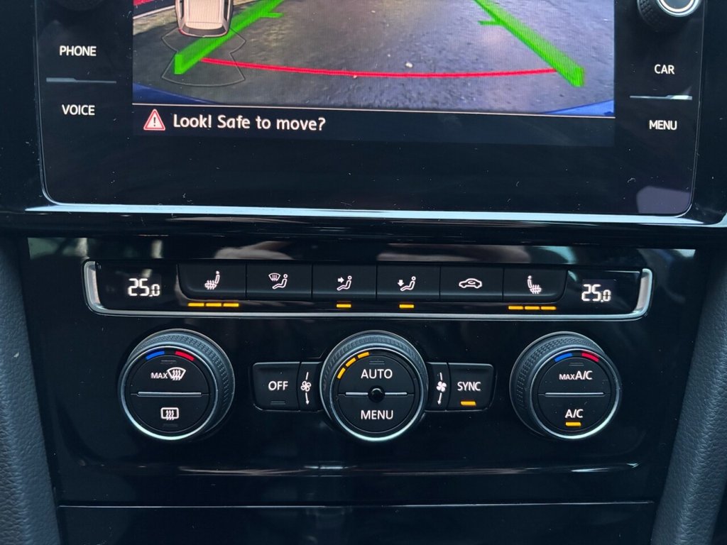 Used Volkswagen Golf 2019 for sale - 76973445: Photo 37