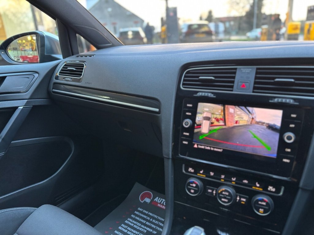 Used Volkswagen Golf 2019 for sale - 76973445: Photo 39