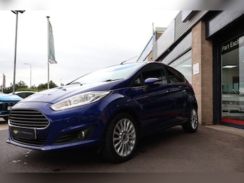 Used Ford Fiesta 2015 for sale - 79358209: Photo