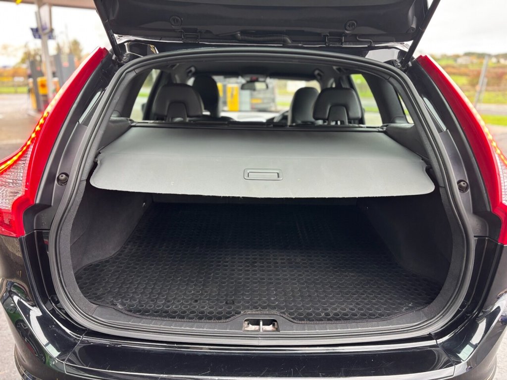 Used Volvo XC60 2017 for sale - 76470375: Photo 24