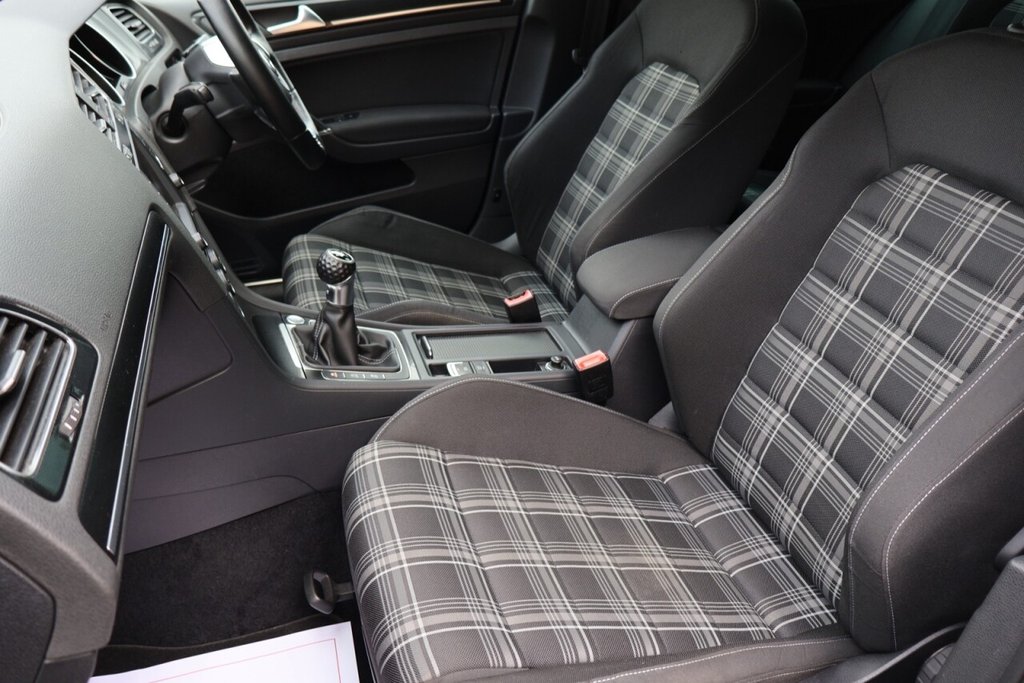 Used Volkswagen Golf 2014 for sale - 78123974: Photo 20