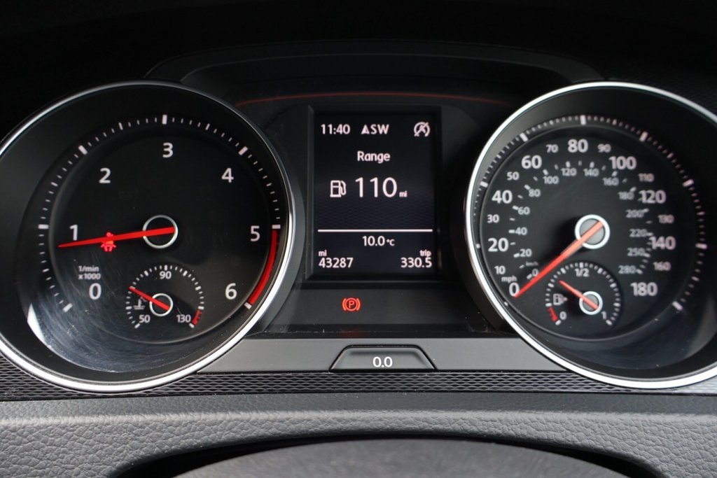 Used Volkswagen Golf 2014 for sale - 78123974: Photo 28