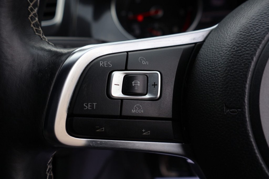 Used Volkswagen Golf 2014 for sale - 78123974: Photo 29