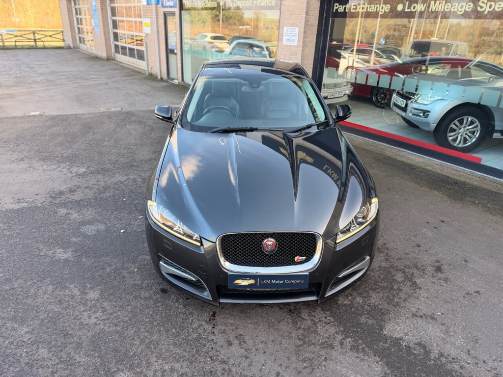 Used Jaguar XF 2015 for sale - 77672710: Photo 4
