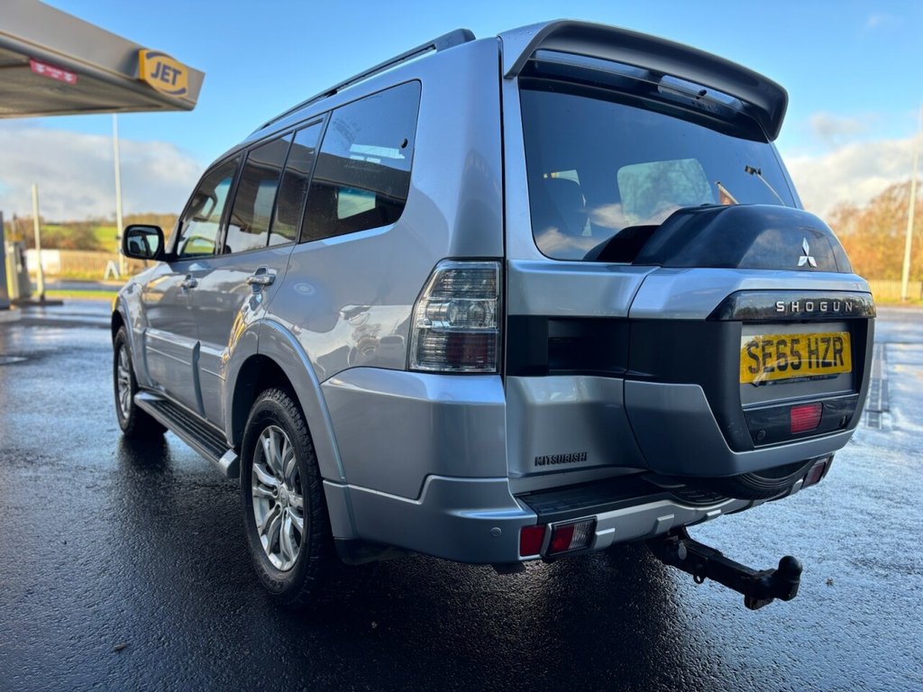 Used Mitsubishi Shogun 2015 for sale - 76900216: Photo 10