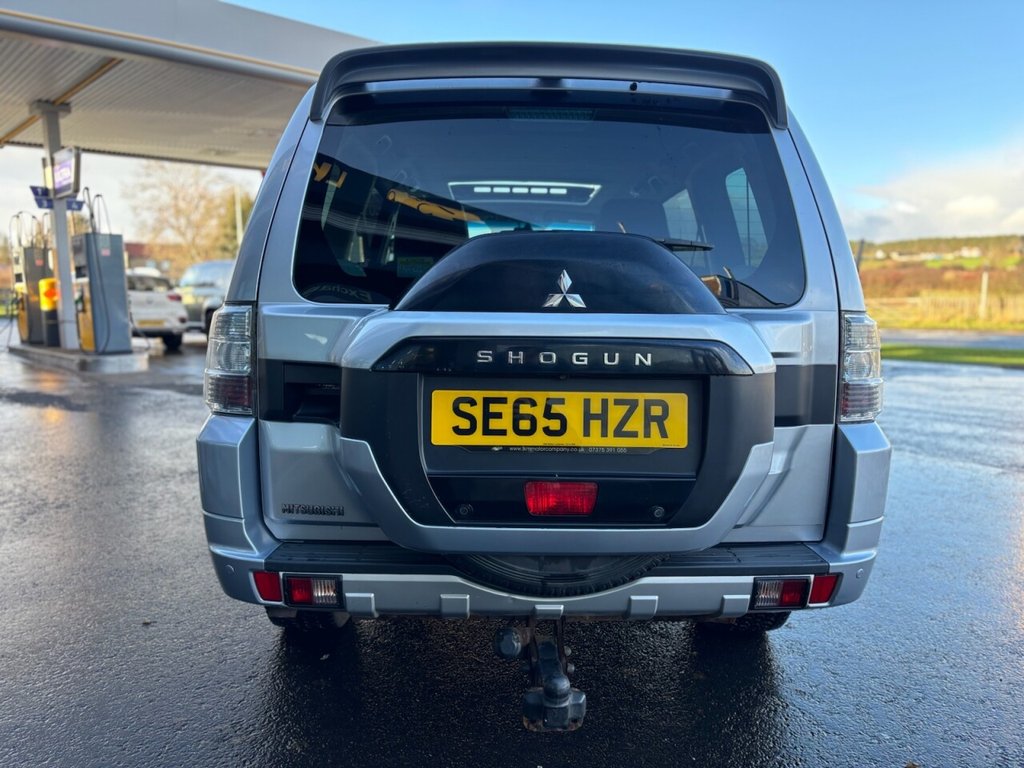 Used Mitsubishi Shogun 2015 for sale - 76900216: Photo 11