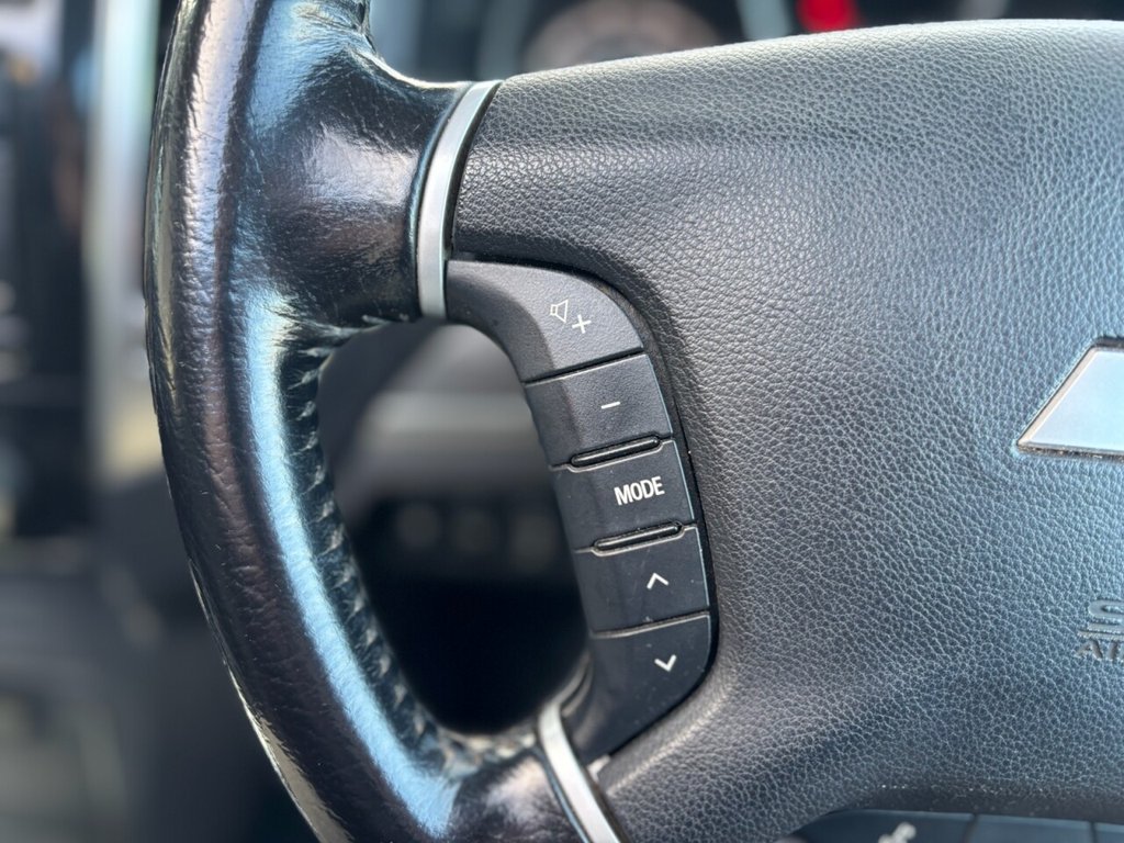 Used Mitsubishi Shogun 2015 for sale - 76900216: Photo 33