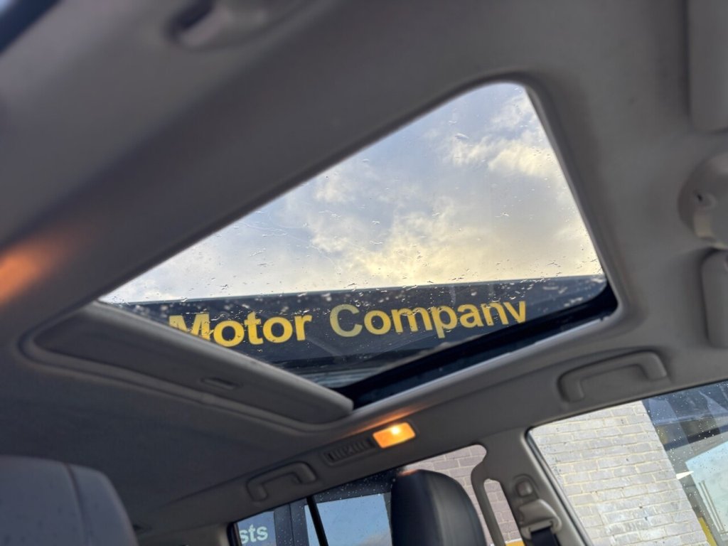 Used Mitsubishi Shogun 2015 for sale - 76900216: Photo 44