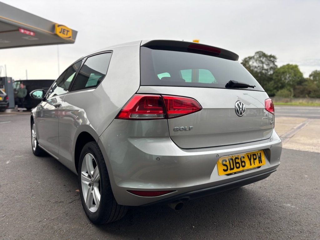 Used Volkswagen Golf 2016 for sale - 76118403: Photo 11