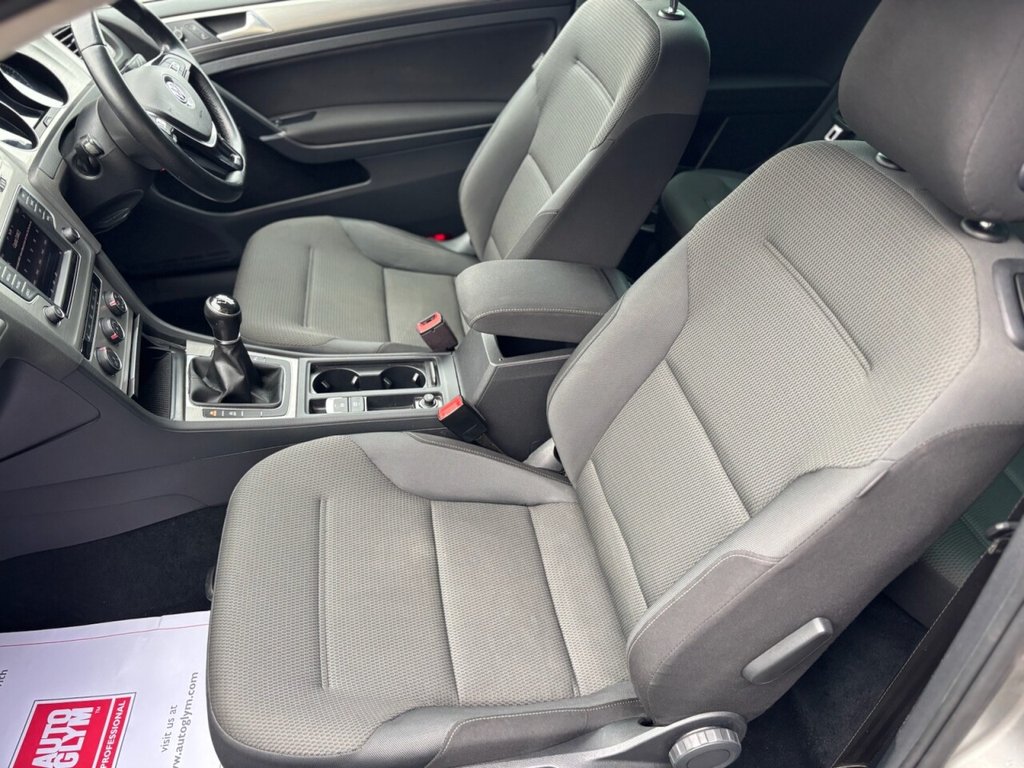 Used Volkswagen Golf 2016 for sale - 76118403: Photo 21