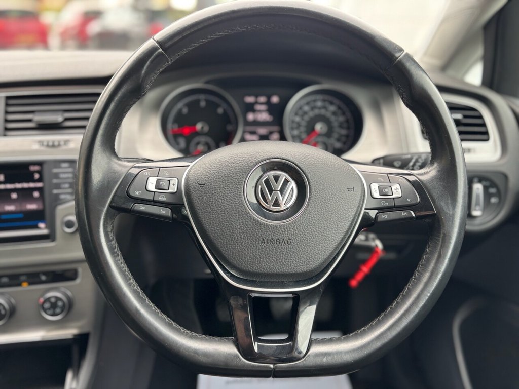 Used Volkswagen Golf 2016 for sale - 76118403: Photo 26
