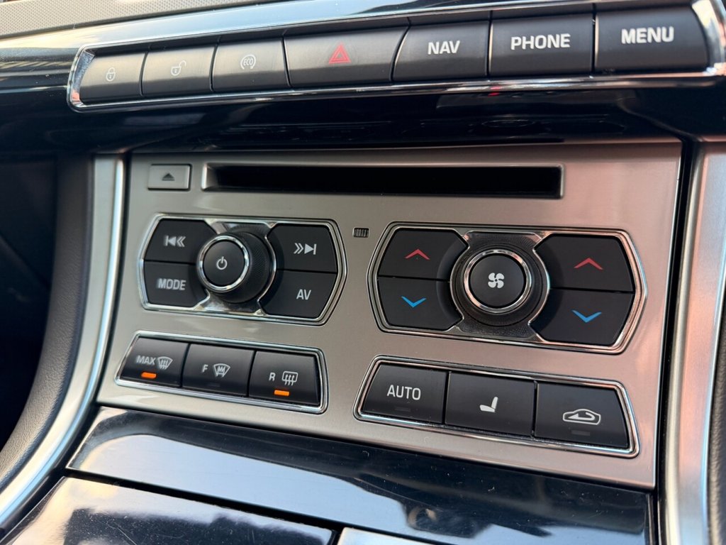 Used Jaguar XF 2015 for sale - 77583199: Photo 41