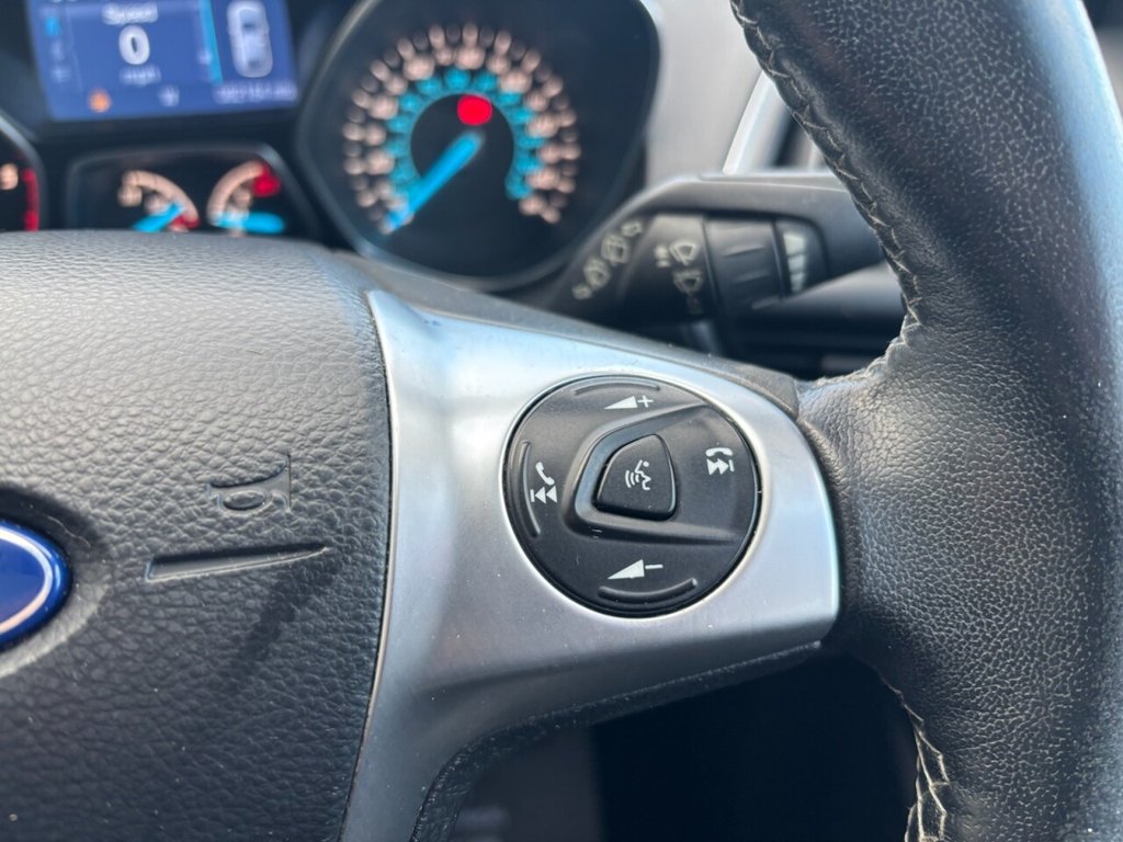 Used Ford Kuga 2014 for sale - 76631883: Photo 31