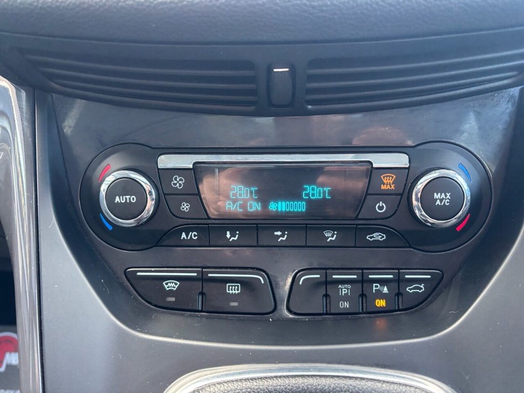 Used Ford Kuga 2014 for sale - 76631883: Photo 35