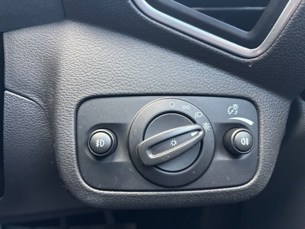 Used Ford Kuga 2014 for sale - 76631883: Photo 38