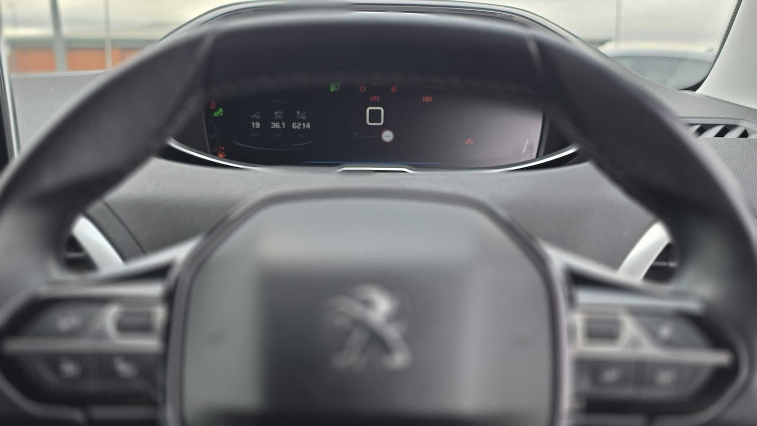 Used Peugeot 3008 2018 for sale - 76774201: Photo 10